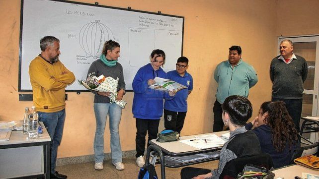 Elegido. El trabajo que llevaron adelante los alumnos Lourdes Fleita y Arturo Torres junto a la profesora Ivana Péndola fue seleccionado para la instancia nacional que tendrá lugar en Tecnópolis. Elegido. El trabajo que llevaron adelante los alumnos Lourdes Fleita y Arturo Torres junto a la profesora Ivana Péndola fue seleccionado para la instancia nacional que tendrá lugar en Tecnópolis.