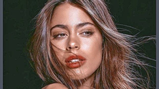 "Carne y Hueso": el estreno de Tini Stoessel