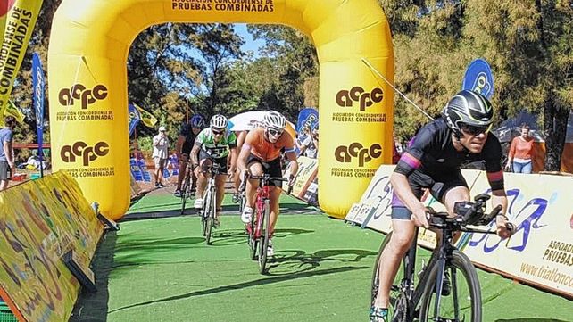 El circuito continúa en Los Charrúas.