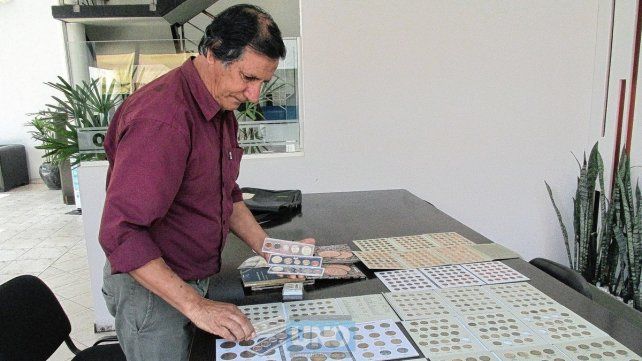 Horacio colecciona monedas de Estados Unidos Horacio colecciona monedas de Estados Unidos