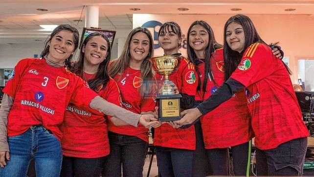 Español B se quedó con el título en la Tercera División. Español B se quedó con el título en la Tercera División.