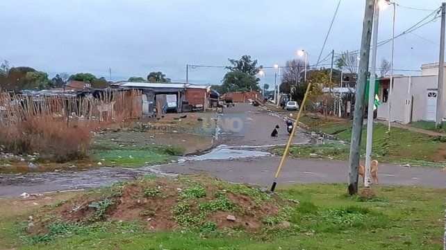 Paraná: barrio 144 Viviendas olvidados, sin figurar en planos, temen por reubicación de intrusos