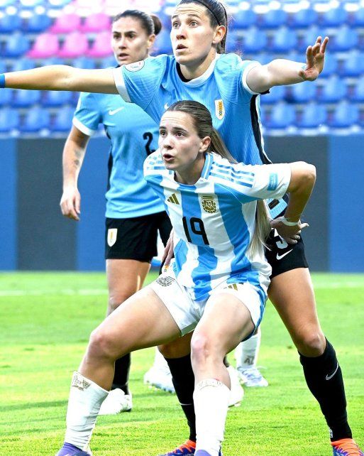 La crespense Agostina Holzheier (foto) brindó una asistencia. La crespense Agostina Holzheier (foto) brindó una asistencia.