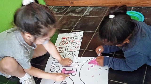 El Amparo Maternal asiste a más de un centenar de niños de entre 2 y 5 años. El Amparo Maternal asiste a más de un centenar de niños de entre 2 y 5 años.