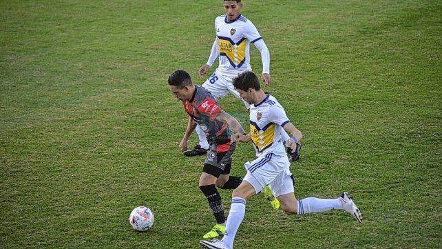 Patronato fue un poco más que Boca en el primer tiempo.