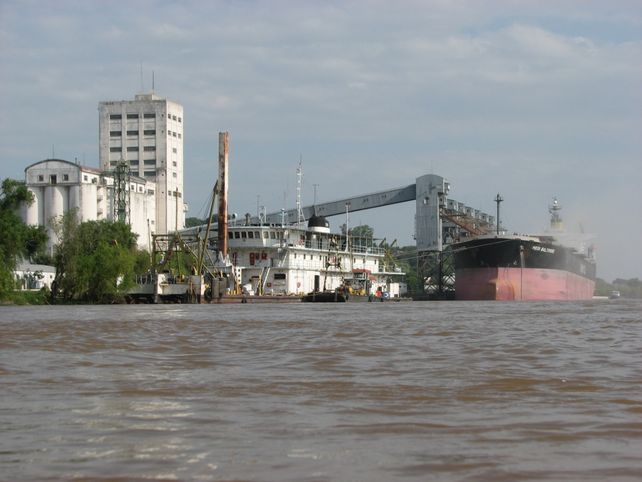 Los puertos necesitan el dragado para funcionar. Los puertos necesitan el dragado para funcionar.