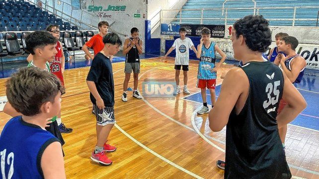Echagüe organiza jornadas de tecnificación en básquet. Echagüe organiza jornadas de tecnificación en básquet.