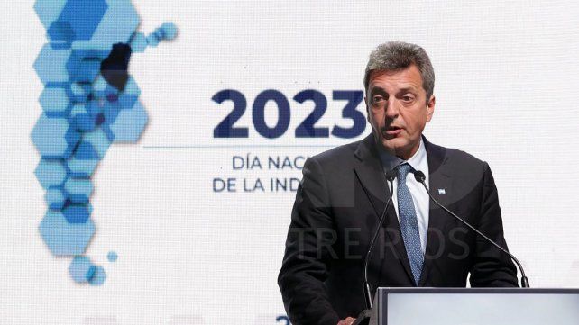 Sergio Massa, durante su visita a Paraná por el Día de la Industria.