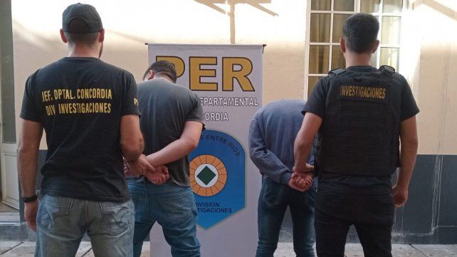 Detuvieron en Concordia a dos hombres acusados de atacar a tiros a un joven. Detuvieron en Concordia a dos hombres acusados de atacar a tiros a un joven.