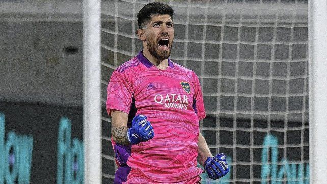 Agustín Rossi y su representante se reunieron con el Consejo de fútbol de Boca por su contrato.