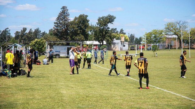 Ligas Independientes: el balón comenzó a rodar en varios predios