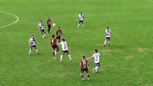 Patronato iguala sin goles ante San Telmo en Isla Maciel. Patronato iguala sin goles ante San Telmo en Isla Maciel.