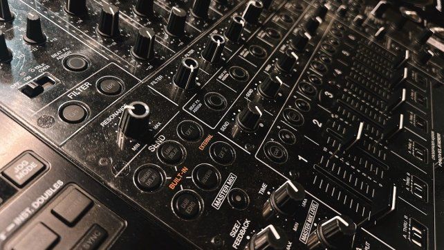 Paraná suma su primer curso para formar DJs desde el nivel inicial. Paraná suma su primer curso para formar DJs desde el nivel inicial.