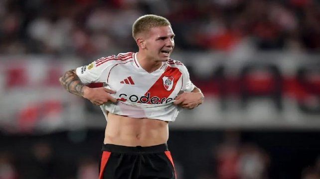 River enfrenta a Ciudad Bolívar en el comienzo de la copa para ambos. River enfrenta a Ciudad Bolívar en el comienzo de la copa para ambos.