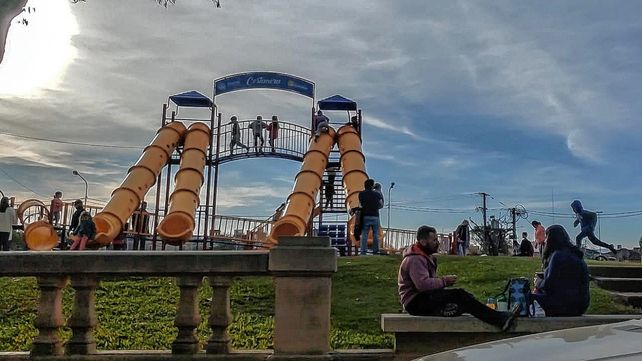 Prefectura Argentina también controlará la zona alta de la costanera.