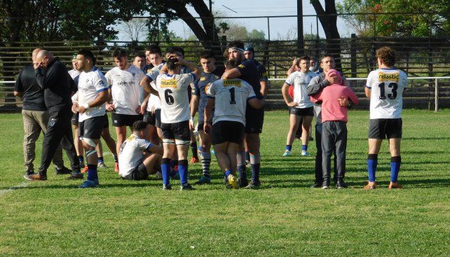 El rugby de luto por la muerte de un jugador.