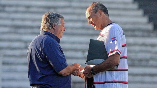 Marcelo Fuentes, junto al ex-presidente de Patronato Miguel Hollmann. Marcelo Fuentes, junto al ex-presidente de Patronato Miguel Hollmann.