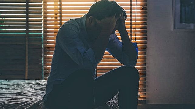 Las adicciones son un flagelo de nuestra sociedad. Las adicciones son un flagelo de nuestra sociedad.