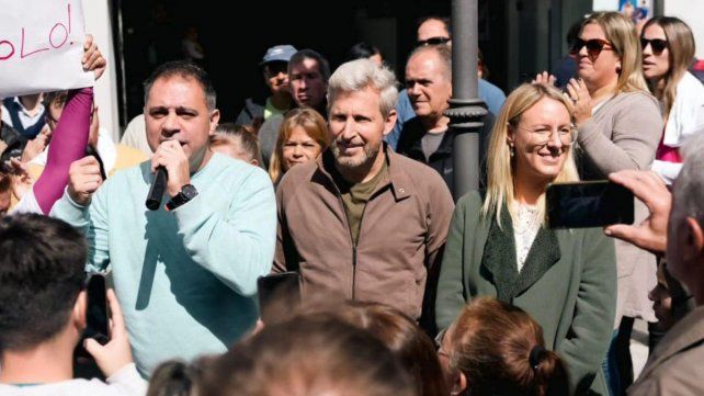 El Procurador dictaminó a favor de la nulidad de la candidatura de Mauricio Davico para intendente de Gualeguaychú. El Procurador dictaminó a favor de la nulidad de la candidatura de Mauricio Davico para intendente de Gualeguaychú.