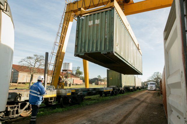 Servicio. La línea une a Misiones, Corrientes, Entre Ríos y Buenos Aires.