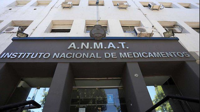 Anmat prohibió la venta y comercialización de una marca de ibuprofeno