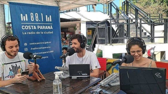 El cine y las series tienen lugar en el envío radial "La Caja Negra" 