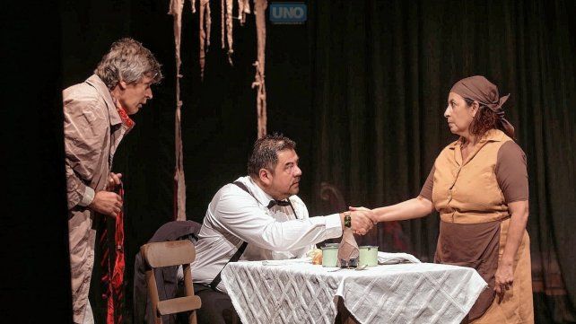 Gabriela Verón interpreta a "La Madonnita" en la obra de Mauricio Kartun.