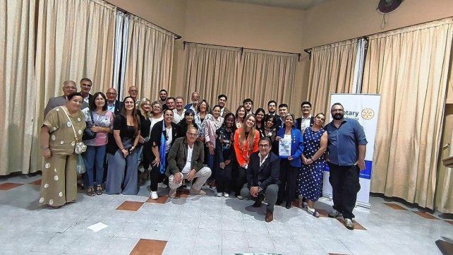 El Rotary Club de Paraná realiza numerosas obras para la comunidad El Rotary Club de Paraná realiza numerosas obras para la comunidad
