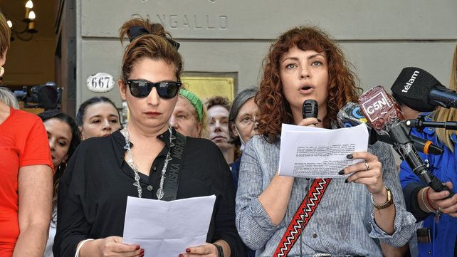 Actrices Argentinas se manifestaron en apoyo a Thelma Fardin en su denuncia contra Juan Darth&eacute;s.