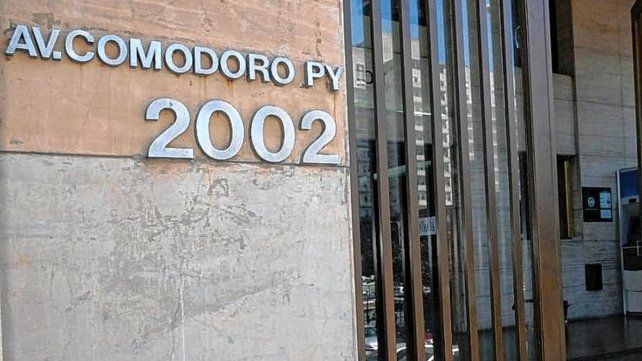 Las denuncias fueron enviadas a sorteo y recayeron en diferentes juzgados con sede en Comodoro Py 2002.