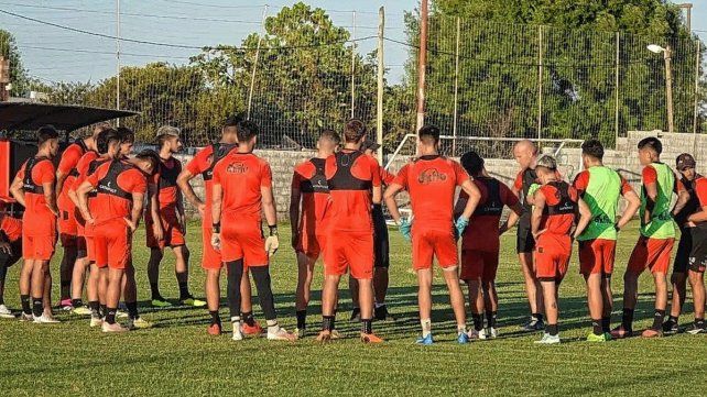 El plantel de Patronato fue cotizado en una suma superior a los dos millones de euros. El plantel de Patronato fue cotizado en una suma superior a los dos millones de euros.