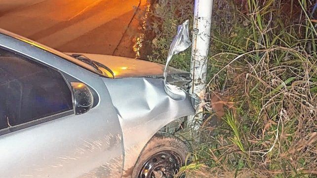 El siniestro vial se registró a las 6.30 del domingo en calle Newbery de Paraná. No hubo lesionados