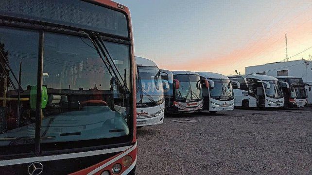 Paraná: para el martes podría realizarse un nuevo paro de colectivos urbanos Paraná: para el martes podría realizarse un nuevo paro de colectivos urbanos