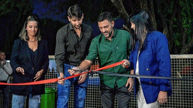 El momento de la inauguración. El momento de la inauguración.