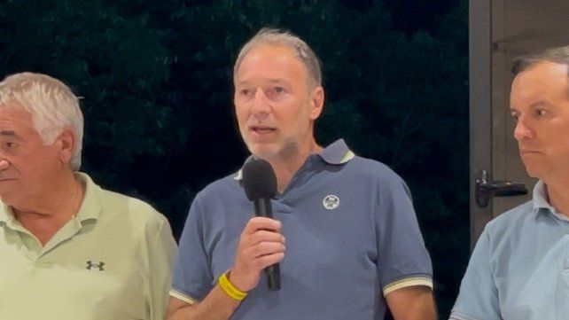 Esteban Dorbessan fue proclamado nuevo presidente del Club Náutico Paraná Esteban Dorbessan fue proclamado nuevo presidente del Club Náutico Paraná