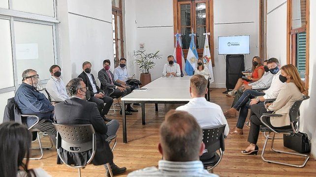 Paraná: el gabinete municipal trató crisis hídrica y operativos en espacios públicos 