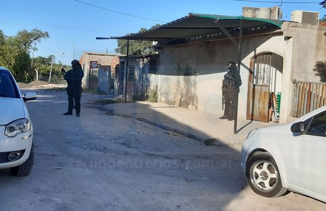 Hallaron drogas en allanamientos por el crimen del peruano Carlos Daniel Tello Morales, alias Jairo.