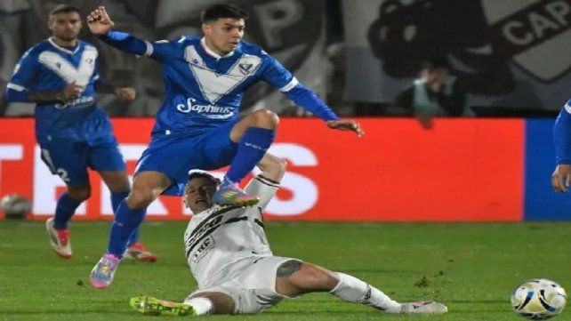 Vélez desaprovechó un tiempo con uno más y empató con Platense. Vélez desaprovechó un tiempo con uno más y empató con Platense.