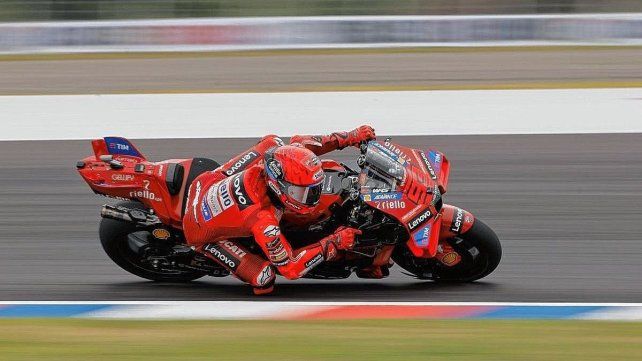 Marc Márquez puso adelante a la Ducati. Marc Márquez puso adelante a la Ducati.