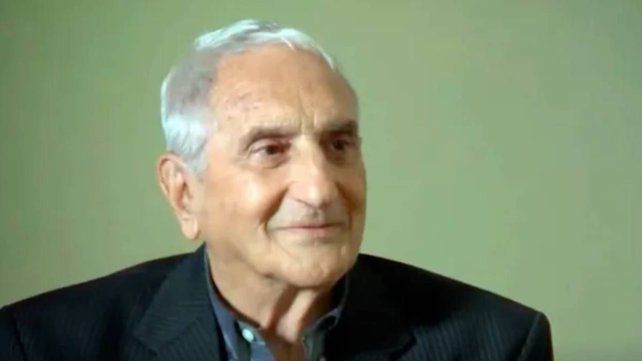 Luis Pedro Toni, cronista especializado en cine, radio, televisión y teatro falleció a los 91 años. La noticia fue confirmada por Susana Roccasalvo Luis Pedro Toni, cronista especializado en cine, radio, televisión y teatro falleció a los 91 años. La noticia fue confirmada por Susana Roccasalvo