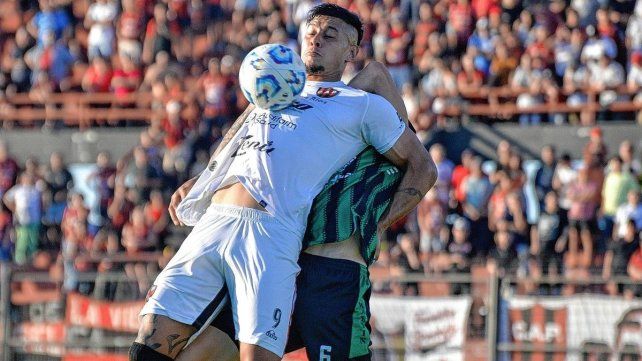 Patronato no puede con San Martín (SJ) en el Grella. Patronato no puede con San Martín (SJ) en el Grella.