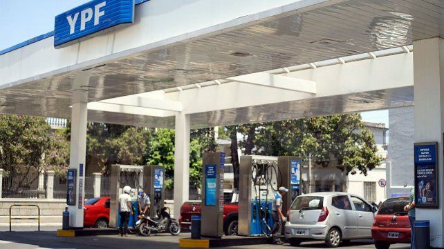 Ya no se aceptaría el pago de combustible con tarjeta