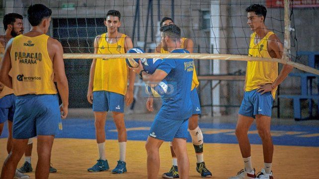 La Bomba y su puesta a punto para la Liga de Vóleibol Argentina.