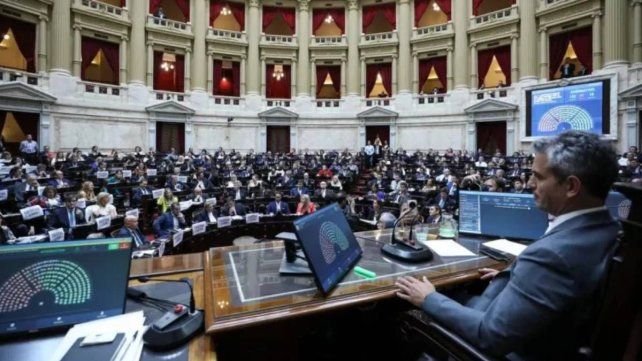 El oficialismo logró aprobar el Presupuesto 2026 en Diputados, pero sufrió un revés El oficialismo logró aprobar el Presupuesto 2026 en Diputados, pero sufrió un revés