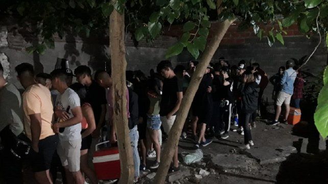 fiesta-clandestina-1jpg