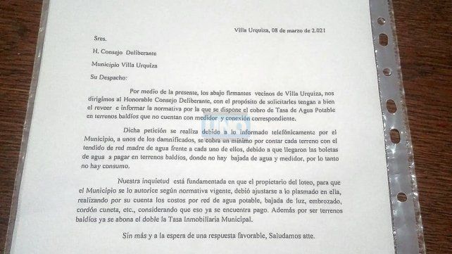 Vecinos de Villa Urquiza rechazan el cobro de impuestos a terrenos baldíos 