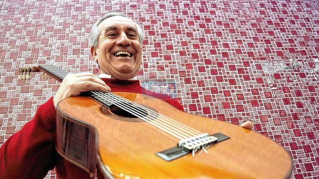 Jorge Méndez se destaca por su talento y su carisma. Jorge Méndez se destaca por su talento y su carisma.