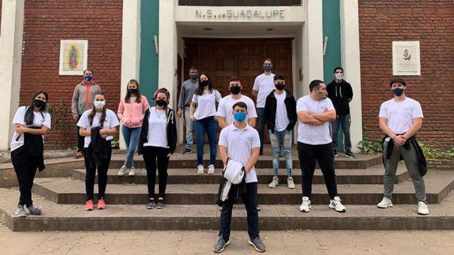 Paraná: los sacerdotes de los barrios