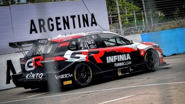 Emiliano Stang llegó segundo en Buenos Aires. Emiliano Stang llegó segundo en Buenos Aires.