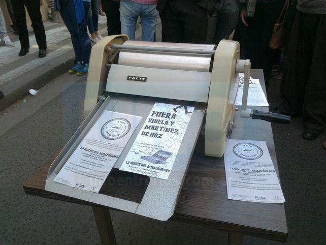 Recreación de La Noche del Mimeógrafo. Recreación de La Noche del Mimeógrafo.